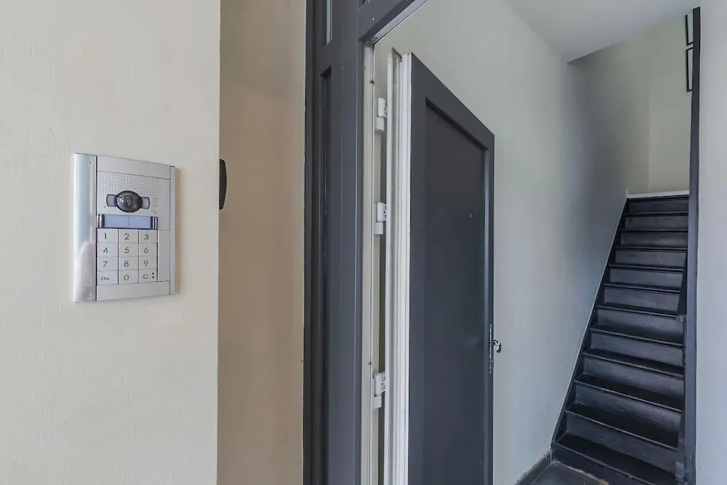 Cosy Duplex Nearby City Centre Of Ghent For 6 Bélgica